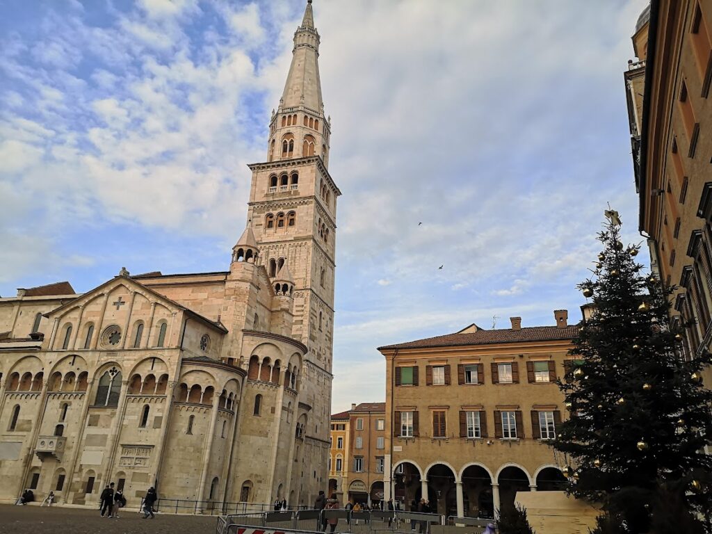 renting in Modena